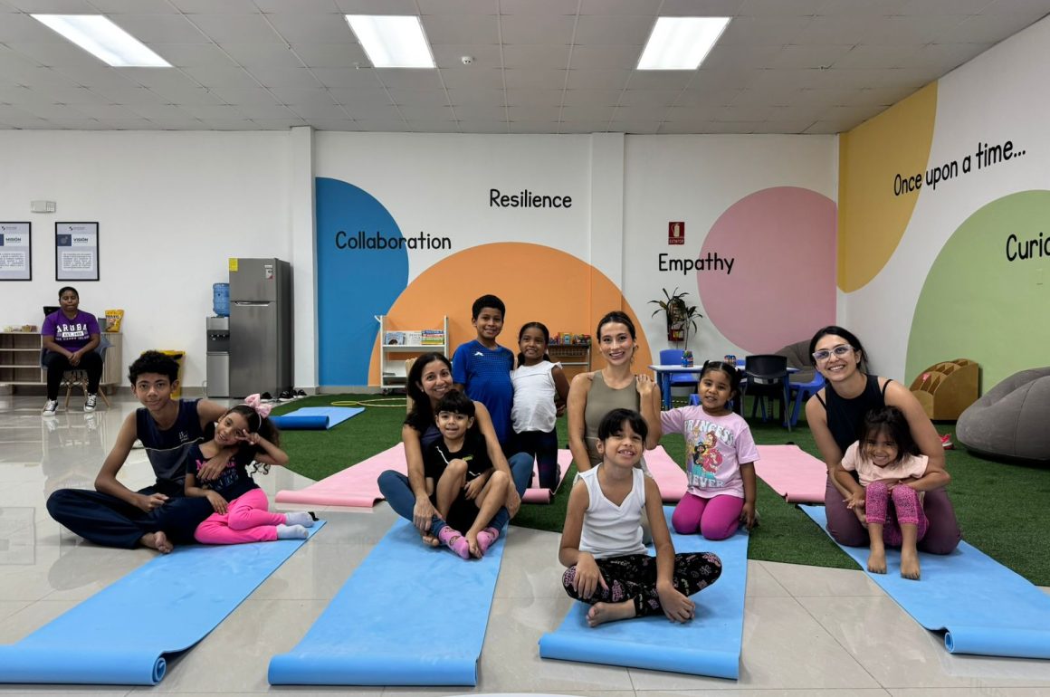 5 Yoga y arte para niños en Notre Dame Academy of Panama