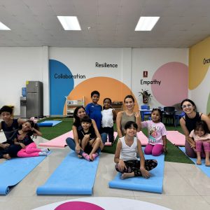 5 Yoga y arte para niños en Notre Dame Academy of Panama